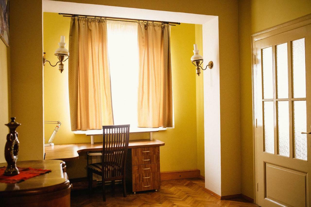 Historical Center Lejlighed Uzjhorod Eksteriør billede
